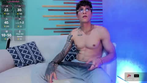 Xavier online show from November 26, 2025, 7:37 pm