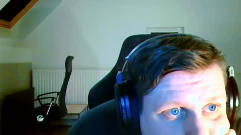 French fries online show from January 6, 2026, 6:00 pm