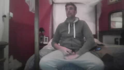 Snapshot of frenchpapalover chatting on January 18, 2026, 7:17 pm frenchpapalover online show from January 18, 2026, 7:17 pm