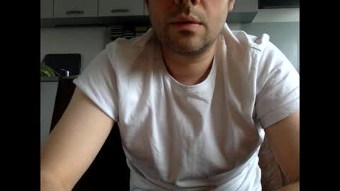 frenchy_from_paris online show from April 3, 2026, 5:22 pm