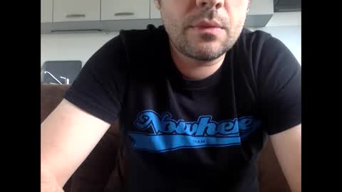 frenchy_from_paris online show from April 27, 2026, 4:05 pm