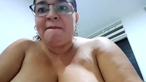 fresa_salvaje11 online show from October 13, 2025, 5:18 am