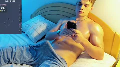 Alex or Andrzej online show from October 6, 2025, 9:23 pm