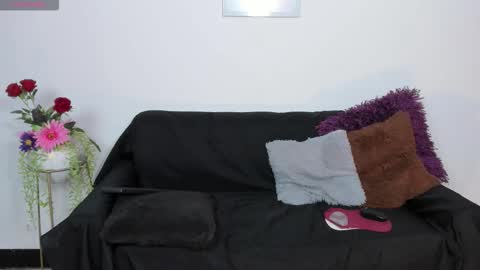 fresitalove01 online show from March 27, 2026, 12:38 pm