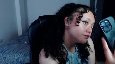 Louise  online show from December 6, 2024, 5:20 am