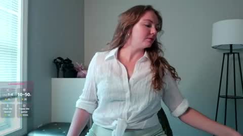 Snapshot of freyafux chatting on June 11, 2026, 9:46 pm Miss Freya online show from June 11, 2026, 9:46 pm