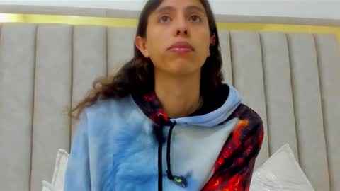 FREYA online show from December 1, 2025, 1:16 pm