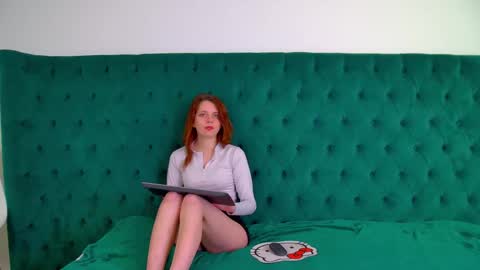 Snapshot of freyavey chatting on February 20, 2026, 6:26 am FreyaVey online show from February 20, 2026, 6:26 am