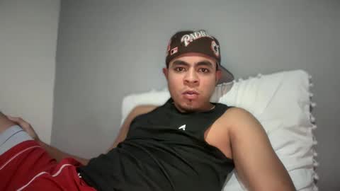 freyva_ online show from February 9, 2025, 1:33 am