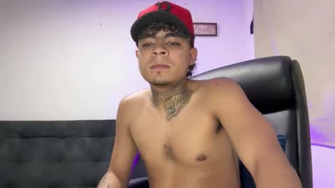 freyva_ online show from February 22, 2026, 2:48 pm