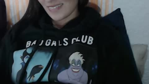 Snapshot of frida__x chatting on March 6, 2025, 6:37 pm  Frida   online show from March 6, 2025, 6:37 pm