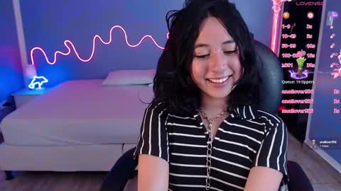 frida_lassi_ online show from February 24, 2025, 6:04 pm