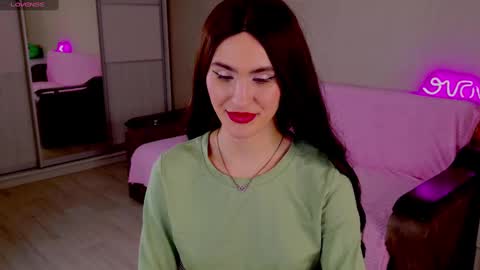 Frida online show from January 10, 2025, 8:04 pm