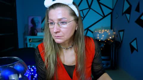 Frida Tander online show from December 26, 2024, 3:20 pm