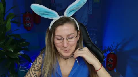 Frida Tander online show from December 31, 2024, 4:25 pm