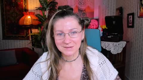 Frida Tander online show from January 31, 2025, 9:27 am