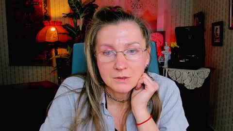 Frida Tander online show from February 2, 2025, 12:13 pm