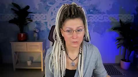 Frida Tander online show from January 19, 2026, 3:10 am