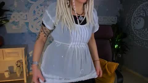 Frida Tander online show from February 9, 2026, 5:11 am