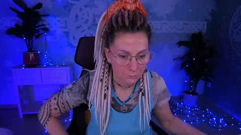 Frida Tander online show from February 25, 2026, 5:06 am