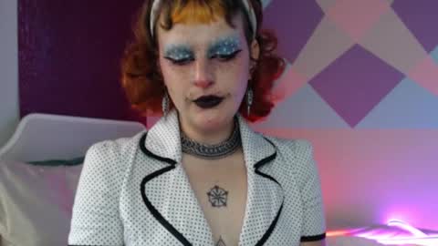 cherry online show from November 7, 2025, 7:14 pm