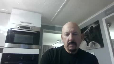 Snapshot of friskyneedsum chatting on January 27, 2025, 5:04 pm bob online show from January 27, 2025, 5:04 pm