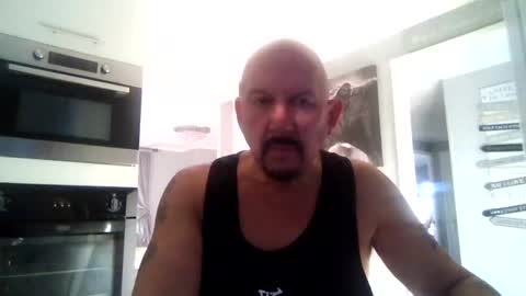 Snapshot of friskyneedsum chatting on March 3, 2025, 5:07 pm bob online show from March 3, 2025, 5:07 pm