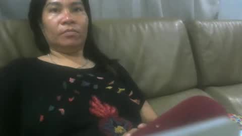 fritchdelfino044 online show from April 4, 2026, 5:16 am