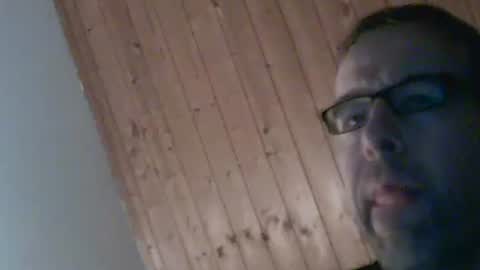 fromgermanywithlove1 online show from January 15, 2026, 2:05 am