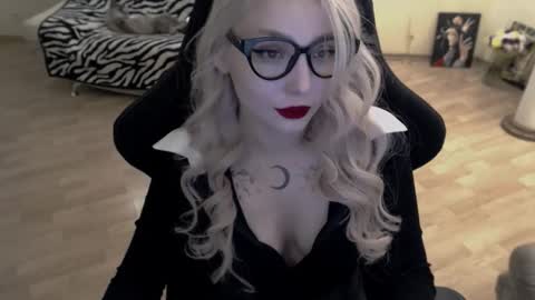 Lilith online show from November 7, 2025, 11:54 am