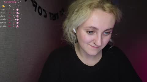 Snapshot of frosty_blueberries4 chatting on December 7, 2024, 7:10 pm ANA online show from December 7, 2024, 7:10 pm