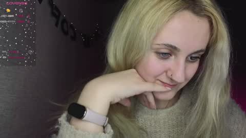 Snapshot of frosty_blueberries4 chatting on February 6, 2025, 1:21 pm ANA online show from February 6, 2025, 1:21 pm