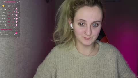 Snapshot of frosty_blueberries4 chatting on February 16, 2025, 7:49 pm ANA online show from February 16, 2025, 7:49 pm