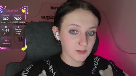 Snapshot of frosty_blueberries4 chatting on October 15, 2025, 10:37 am ANA online show from October 15, 2025, 10:37 am