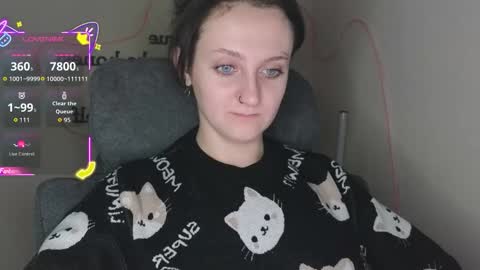 Snapshot of frosty_blueberries4 chatting on October 22, 2025, 10:37 am ANA online show from October 22, 2025, 10:37 am