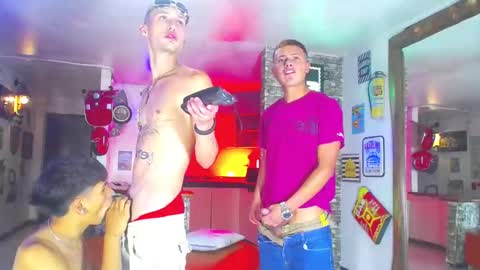 THOMAS AND DAMIAND online show from February 8, 2025, 7:16 pm