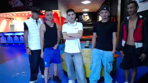 THOMAS AND DAMIAND online show from March 9, 2025, 6:32 pm