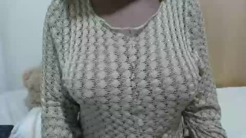 fruity28 online show from December 5, 2025, 4:21 am