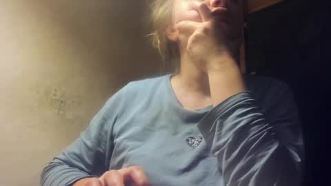 Snapshot of frumcake chatting on January 3, 2025, 1:38 am FrumCake online show from January 3, 2025, 1:38 am