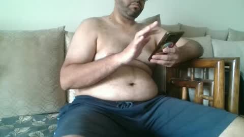 Snapshot of fruti_loops chatting on July 1, 2026, 8:49 am fruti loops Bull online show from July 1, 2026, 8:49 am
