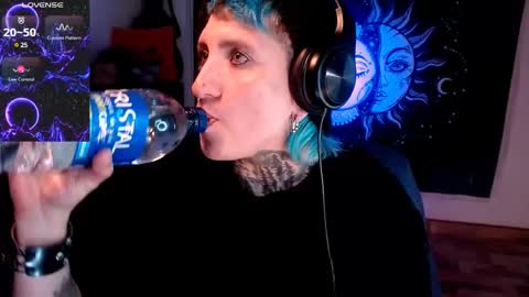 Snapshot of ftmblueyes chatting on February 20, 2025, 5:44 am HEHIM online show from February 20, 2025, 5:44 am