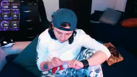 Snapshot of ftmblueyes chatting on October 1, 2025, 2:39 am HEHIM online show from October 1, 2025, 2:39 am