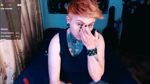 Snapshot of ftmblueyes chatting on October 30, 2025, 9:37 pm HEHIM online show from October 30, 2025, 9:37 pm