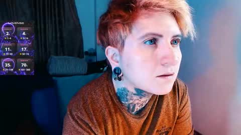 Snapshot of ftmblueyes chatting on November 19, 2025, 4:01 am HEHIM online show from November 19, 2025, 4:01 am