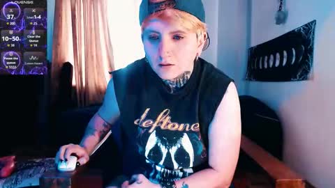 Snapshot of ftmblueyes chatting on November 28, 2025, 4:09 pm HEHIM online show from November 28, 2025, 4:09 pm