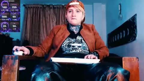 Snapshot of ftmblueyes chatting on November 29, 2025, 9:29 pm HEHIM online show from November 29, 2025, 9:29 pm