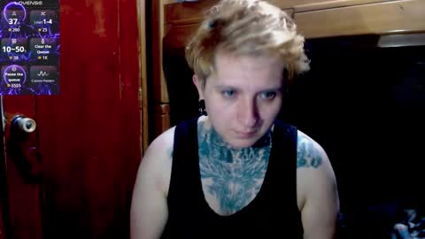 Snapshot of ftmblueyes chatting on December 2, 2025, 3:56 am HEHIM online show from December 2, 2025, 3:56 am