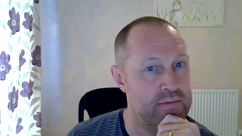 Snapshot of fuck_buddy_uk chatting on June 15, 2026, 12:51 pm Fuck Buddy UK online show from June 15, 2026, 12:51 pm