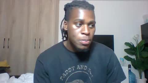 Snapshot of fuck_buoy chatting on October 9, 2025, 6:33 am Prince online show from October 9, 2025, 6:33 am