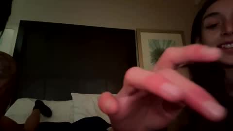 fuckallmyholespleaseee online show from April 17, 2026, 11:08 pm